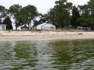 14035 Cornfield Harbor Dr, Scotland, MD 20687