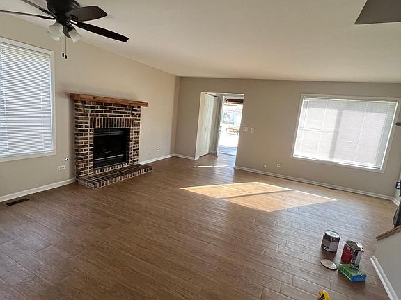 5th image of 735 Clearwood Ct