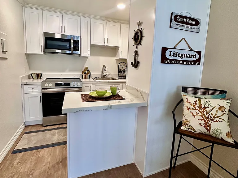 Studio Kitchen