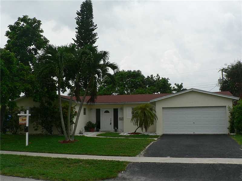 1st image of 4470 NW 8th St