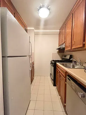 Rented by Corcoran | media 14