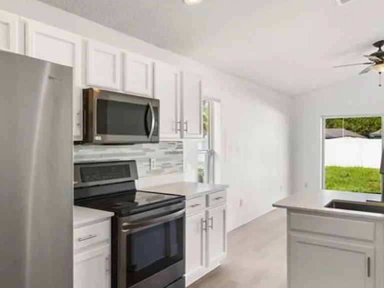 3078 Mandolin Dr — Photo 8