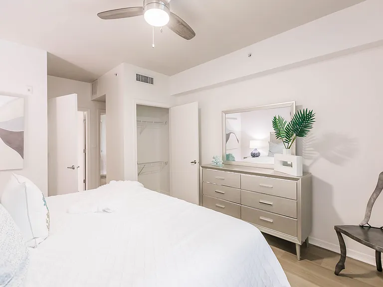 Aviah Flagler Village — Photo 142
