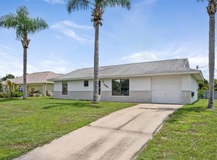 2827 Brighton Ave, Deltona, FL 32738
