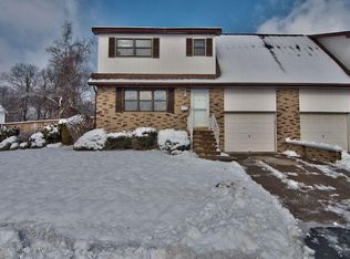 11 Rachel Dr APT B, Archbald, PA 18403