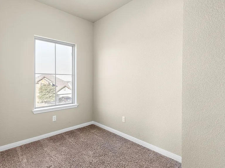 3320 Addison St — Photo 11