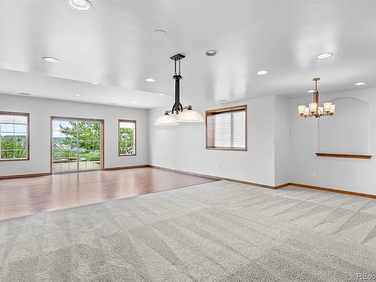 19341 E Davies Pl — Photo 29