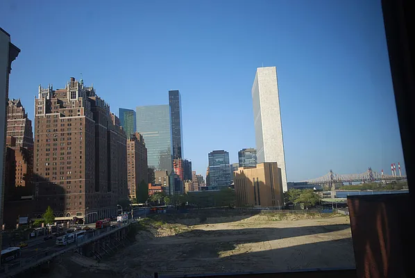 Rented by Luxury Habitat | media 41