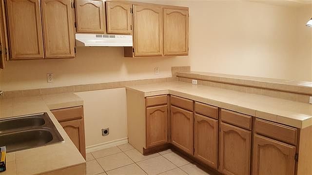 2nd image of 1523 Wilfrano