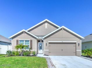 975 Newton Cir, Rockledge, FL 32955