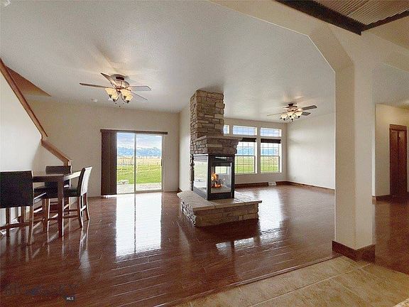 5th image of 395 Parker Dr