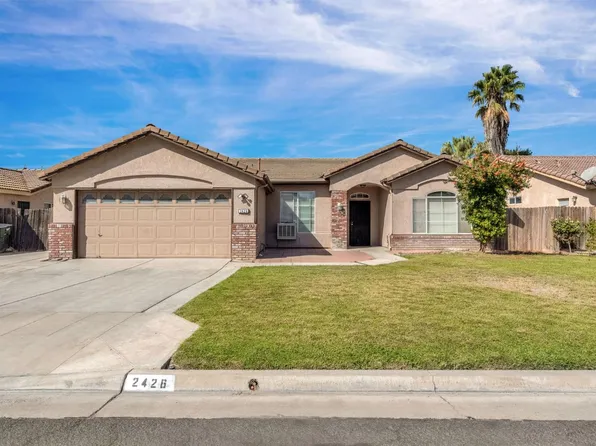 2426 S Larkin Ave, Fresno, CA 93727