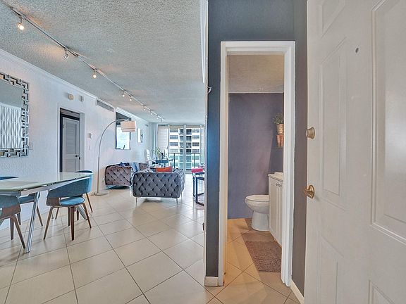4th image of 2501 S Ocean Drive #1107