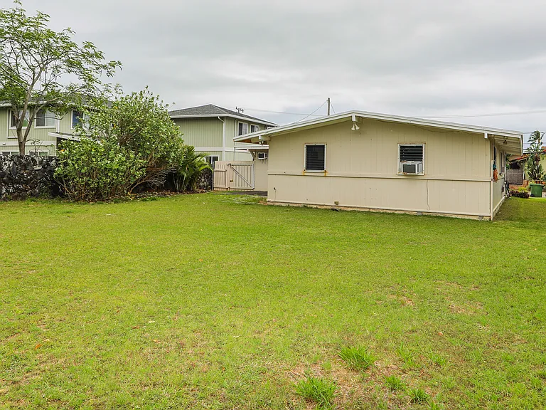 613 Papalani St — Photo 54