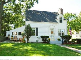 61 Gifford Rd, West Hartford, CT 06119