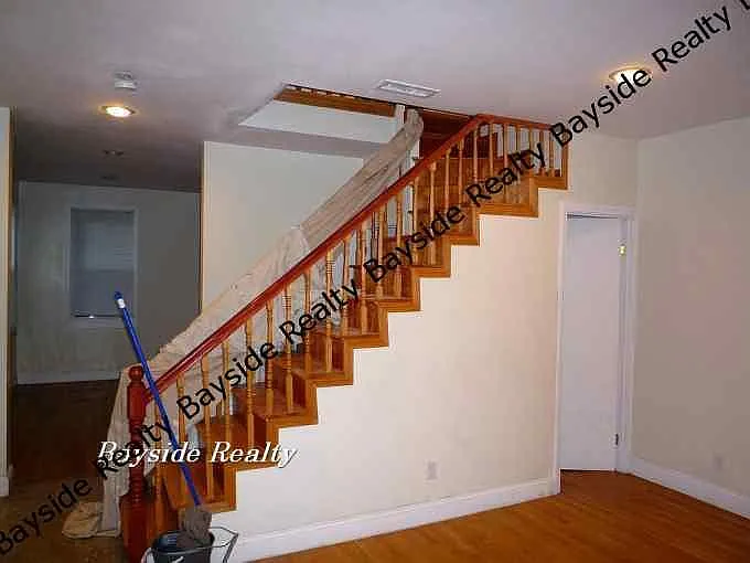 466 Cambridge St #TOWNHOUSE — Photo 4