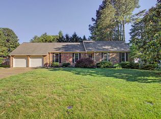 128 Stone Lake Ct, Yorktown, VA 23693