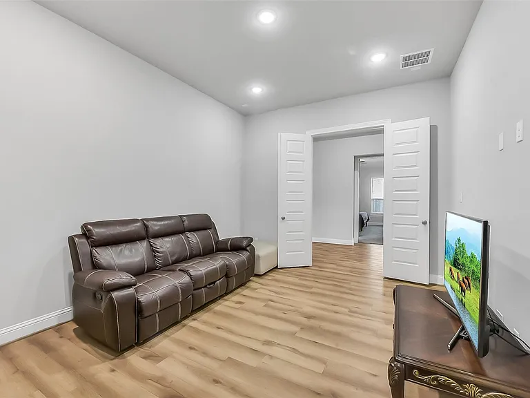 11927 Carillon Forest Dr — Photo 7
