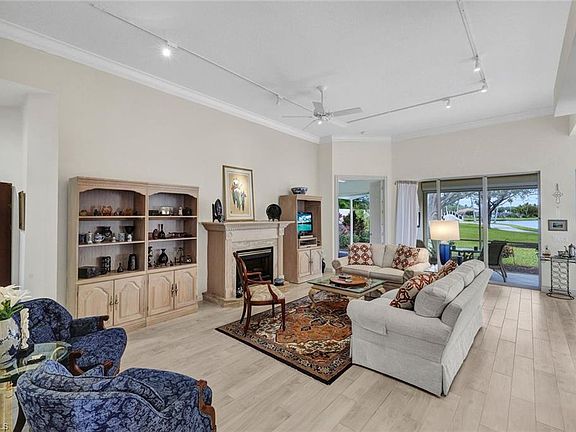 5th image of 5059 Jarvis LN