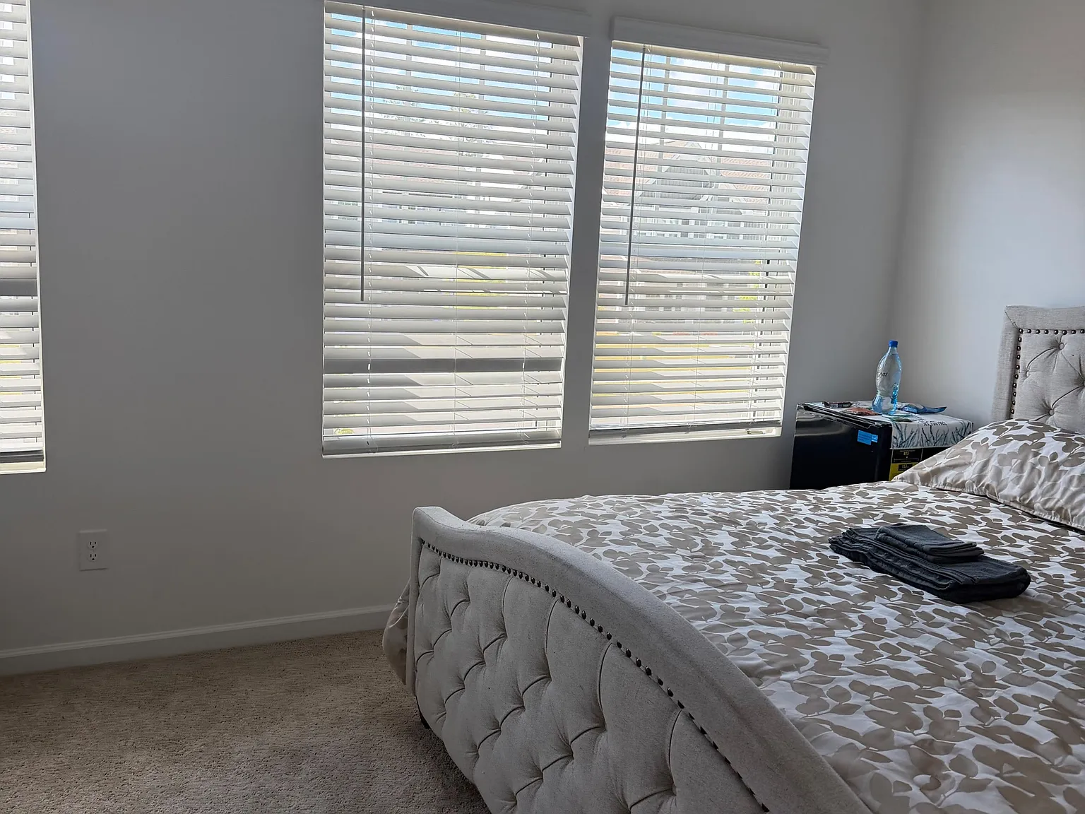2 bed, 1.5 bath, 2900 sqft, $1,364 — Photo 3