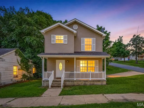 519 Boyd St, De Soto, MO 63020