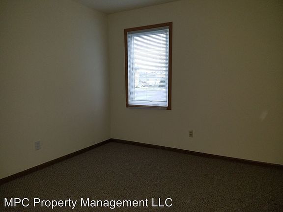 4th image of 1036 W Hillview Dr #A