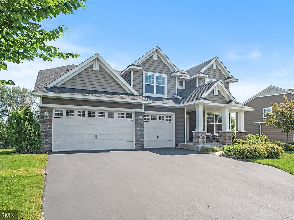 1st image of 2620 White Pine Way