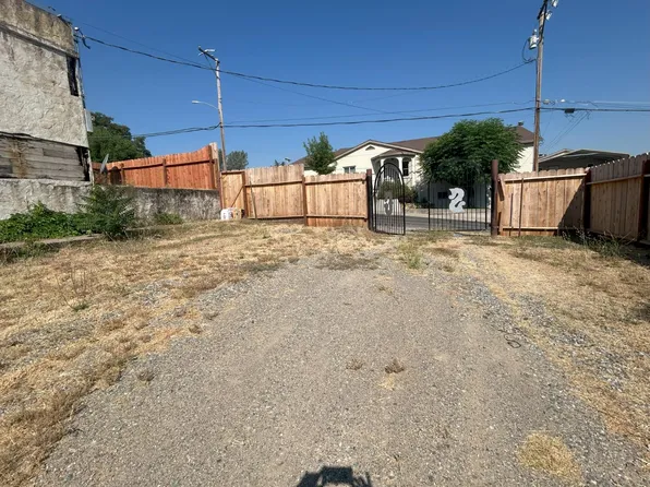 238 Saint Charles St E, San Andreas, CA 95249