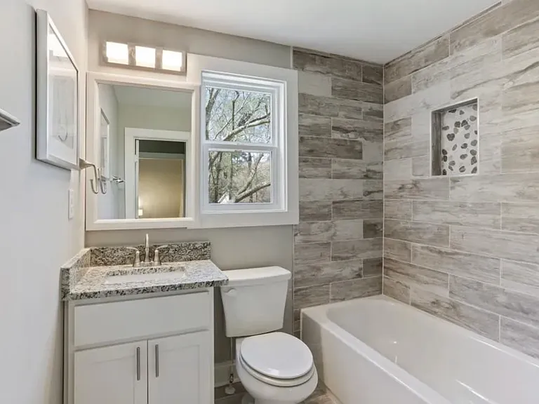 2561 Sylvan Rd — Photo 11