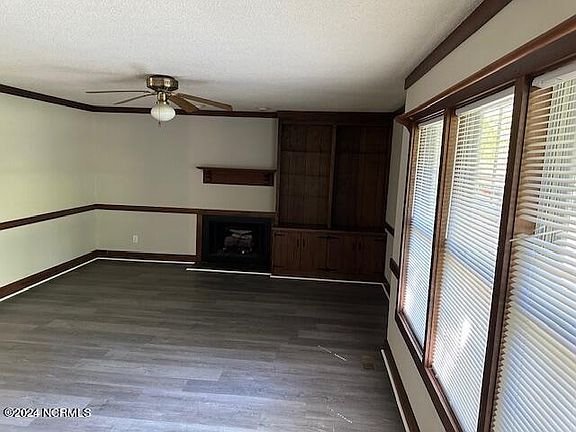 2nd image of 421 Foxhall Drive