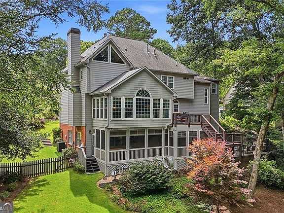 4th image of 4865 Parkland Trl NE