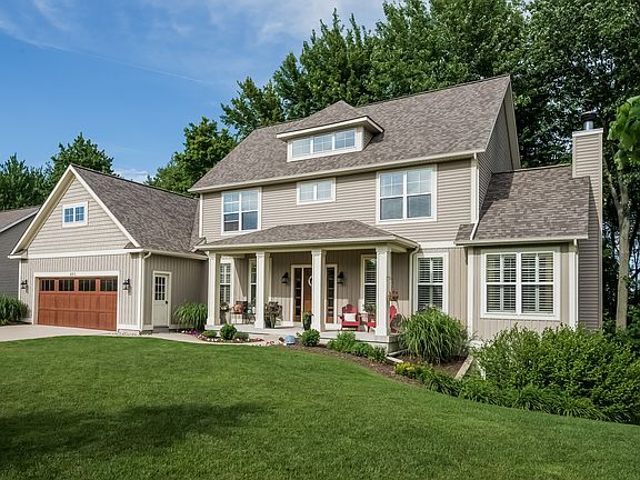 2nd image of 461 Island View Dr