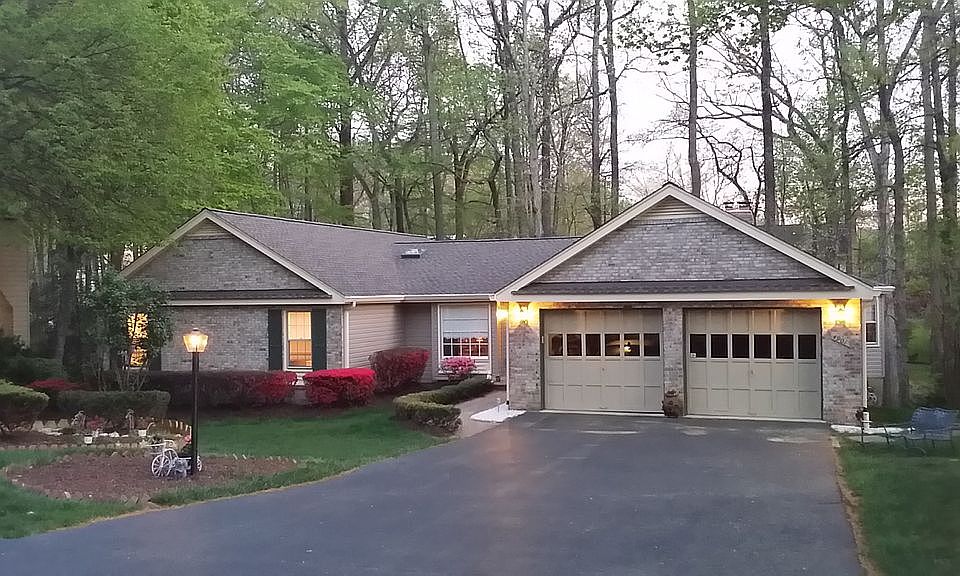 4901 Oakcrest Dr, Fairfax, VA 22030 Zillow