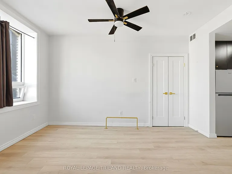423 Richmond St #303 — Photo 3