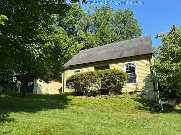 10 Terrace Rd, Charleston, WV 25314