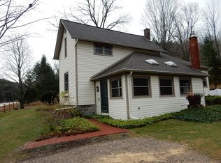 6544 E Hoxie Rd, Cedar, MI 49621