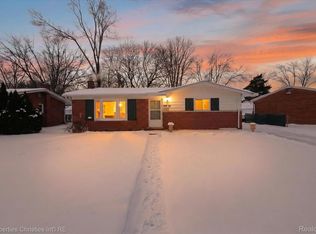 22216 N Brandon Ave, Farmington Hills, MI 48336