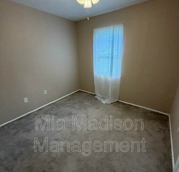 9406 Dunwoody Dr — Photo 18