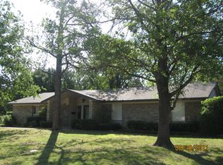6928 Edgewater Dr, Oklahoma City, OK 73116
