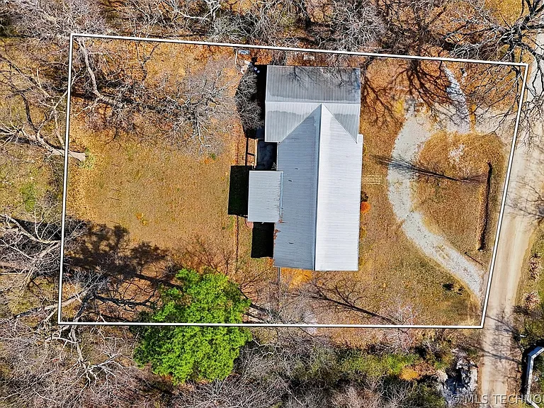 805 Harkey St — Photo 34