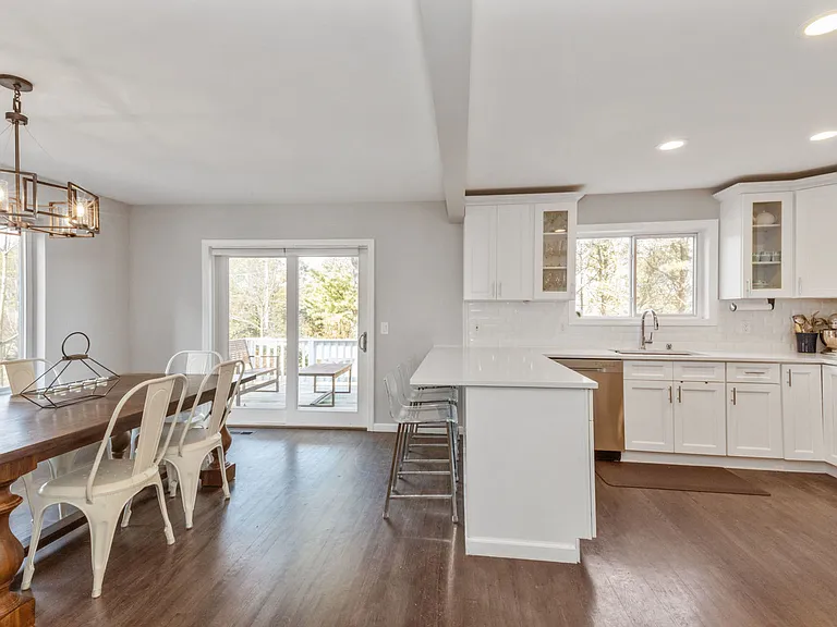 122 Longview Rd — Photo 7