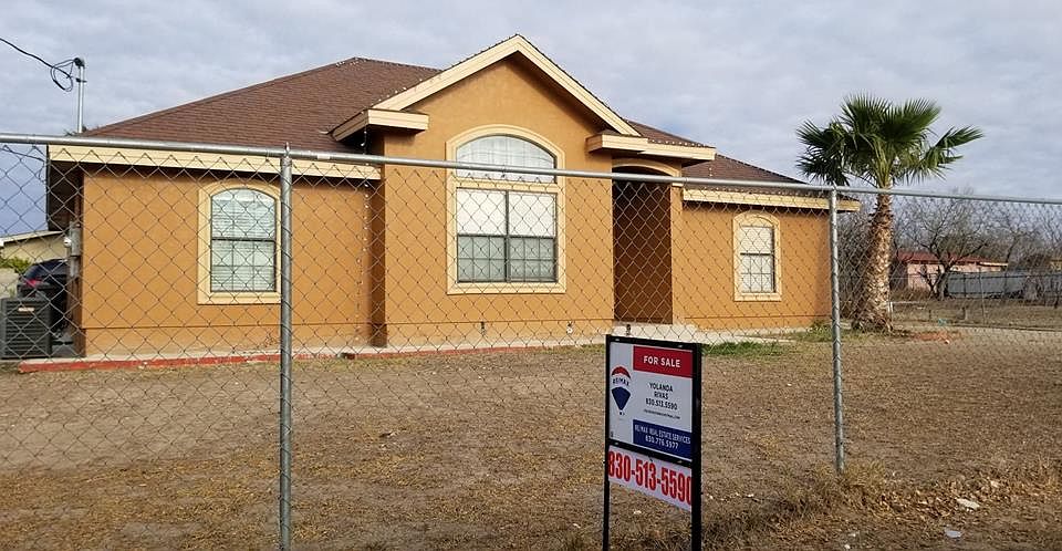 2nd image of 1721 Avenida Encuentro