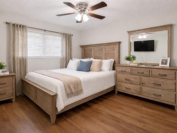 3rd image of 141 Fernery Rd APT E6