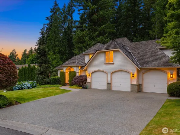 3910 225th Court NE, Redmond, WA 98053