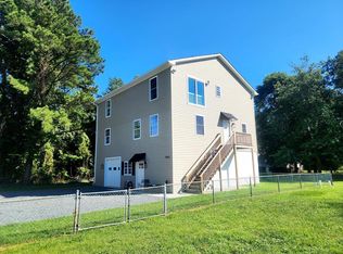 7042 Pine Creek Dr, Chincoteague, VA 23336