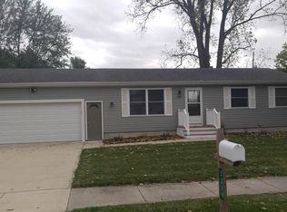 2219 Newark Ave, Lansing, MI 48911