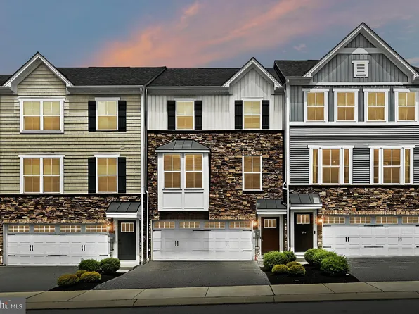 1162 Rosecroft Ln #36, York, PA 17403