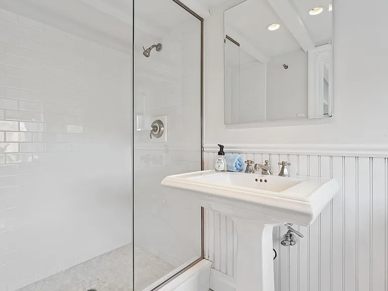 22 Maple Ln — Photo 20