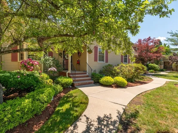 95 Village Post Rd #95, Danvers, MA 01923