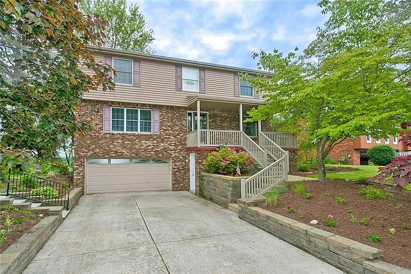 246 Red Oak Dr photo 1